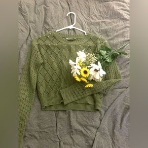 Army green crop top,size medium